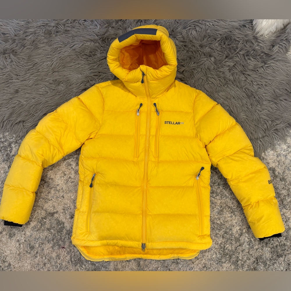 Men’s Stellar Equipment Stellar Down Parka. Size Medium